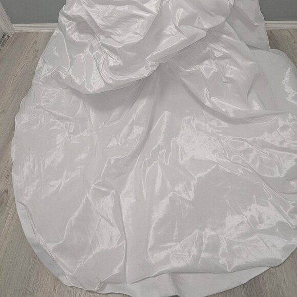 Allure Edition mermaid wedding dress style  P926 Size 6 - Picture 6 of 7